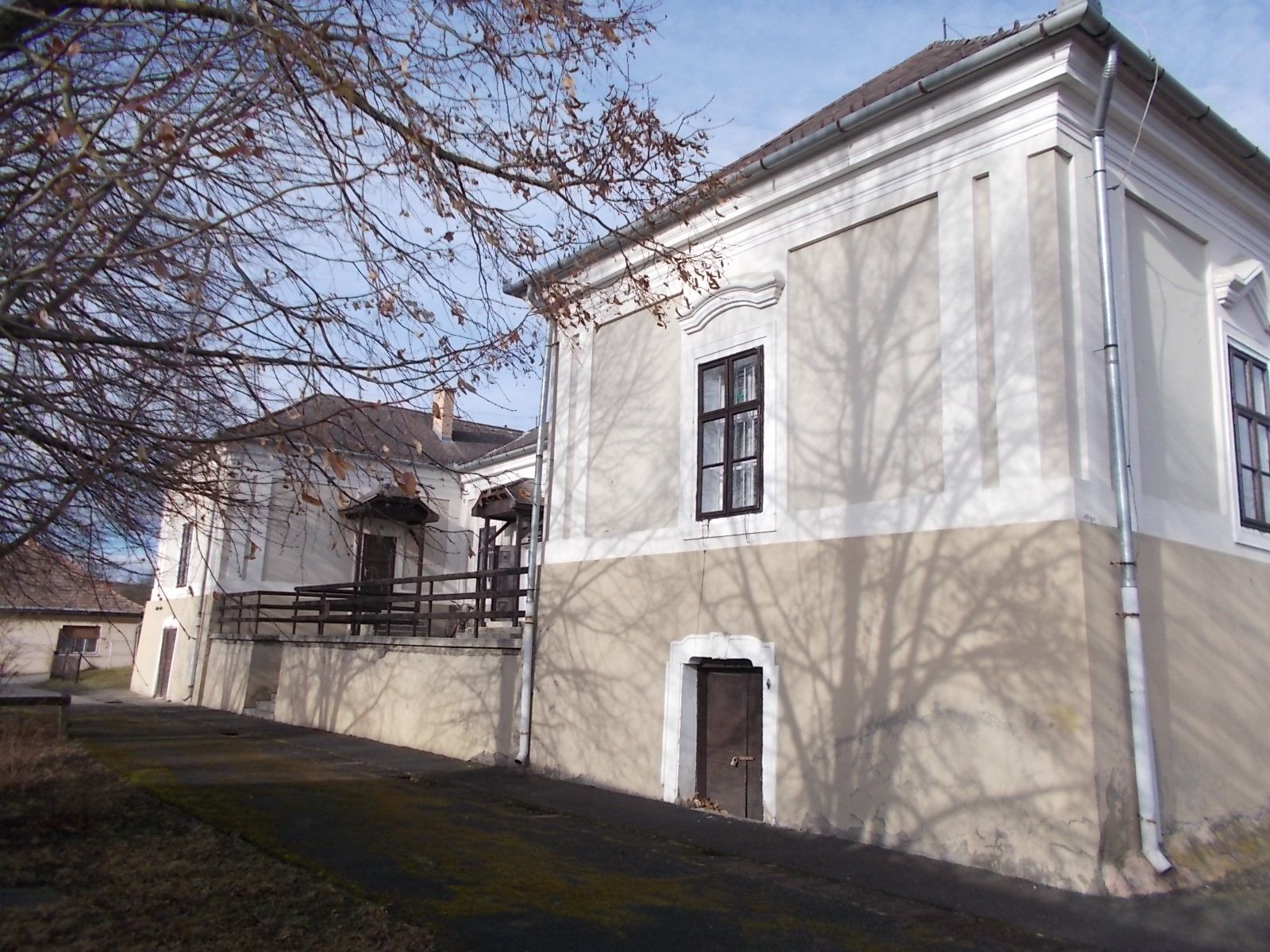 Dessewffy kúria látképe